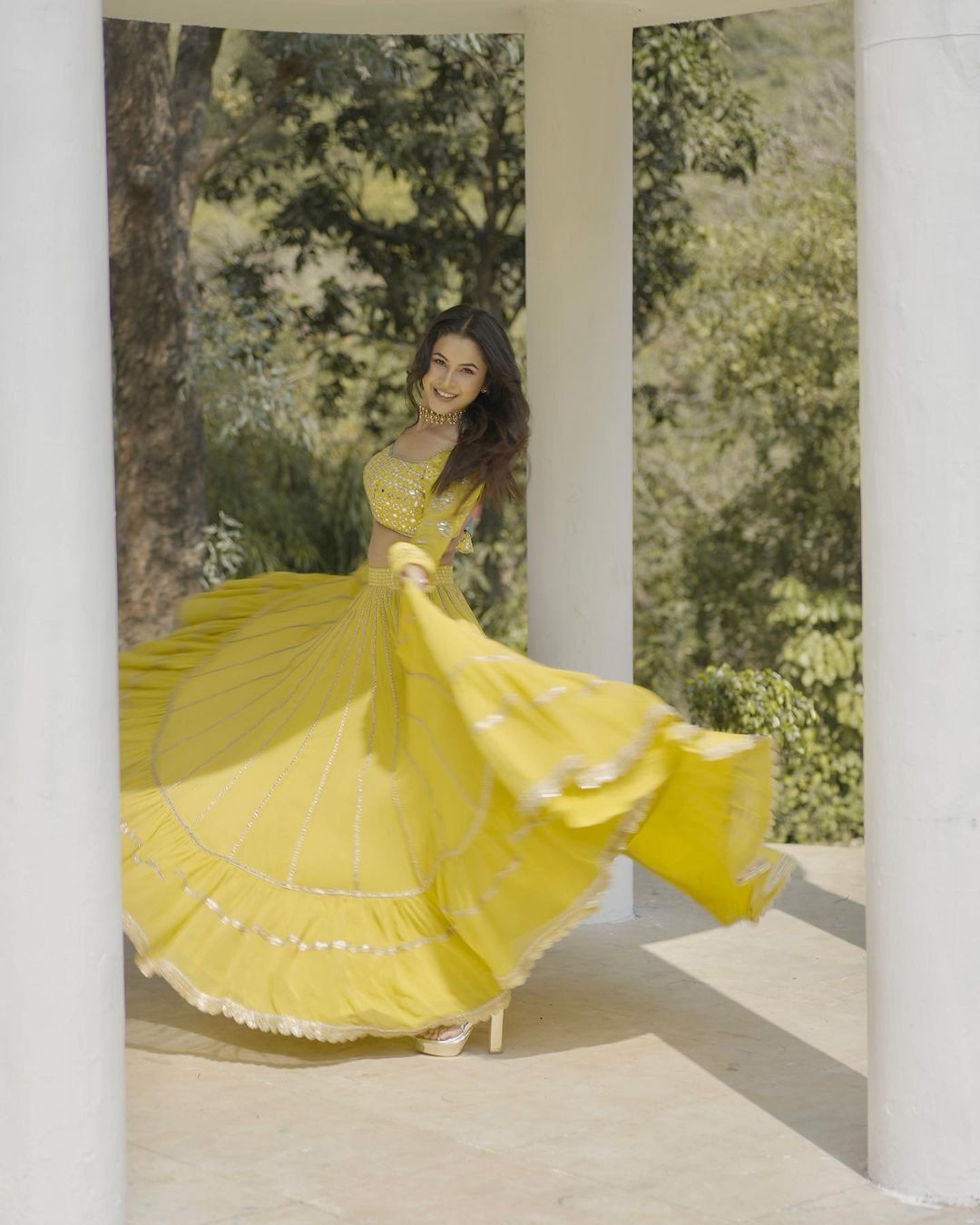 Shehnaaz Gill Looks Like Sunshine As She Poses In Traditional Yellow Lehenga Attire