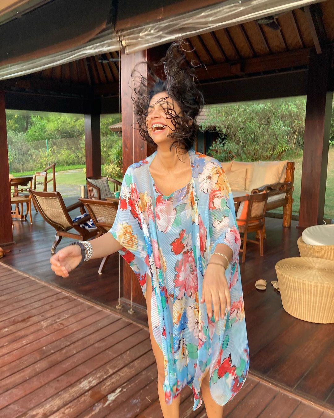 Shriya Saran And Her Husband Andrei Koscheev’s Romantic Pictures Are All About ‘Kiss Of Love’