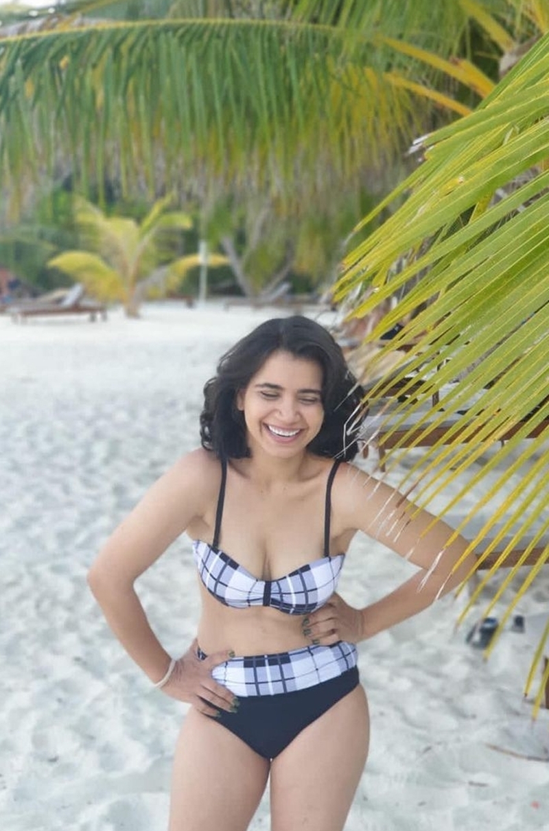 Taarak Mehta Ka Ooltah Chashmah’s Rita Reporter AKA Priya Ahuja Is The New Bikini Clad Of Telly Town