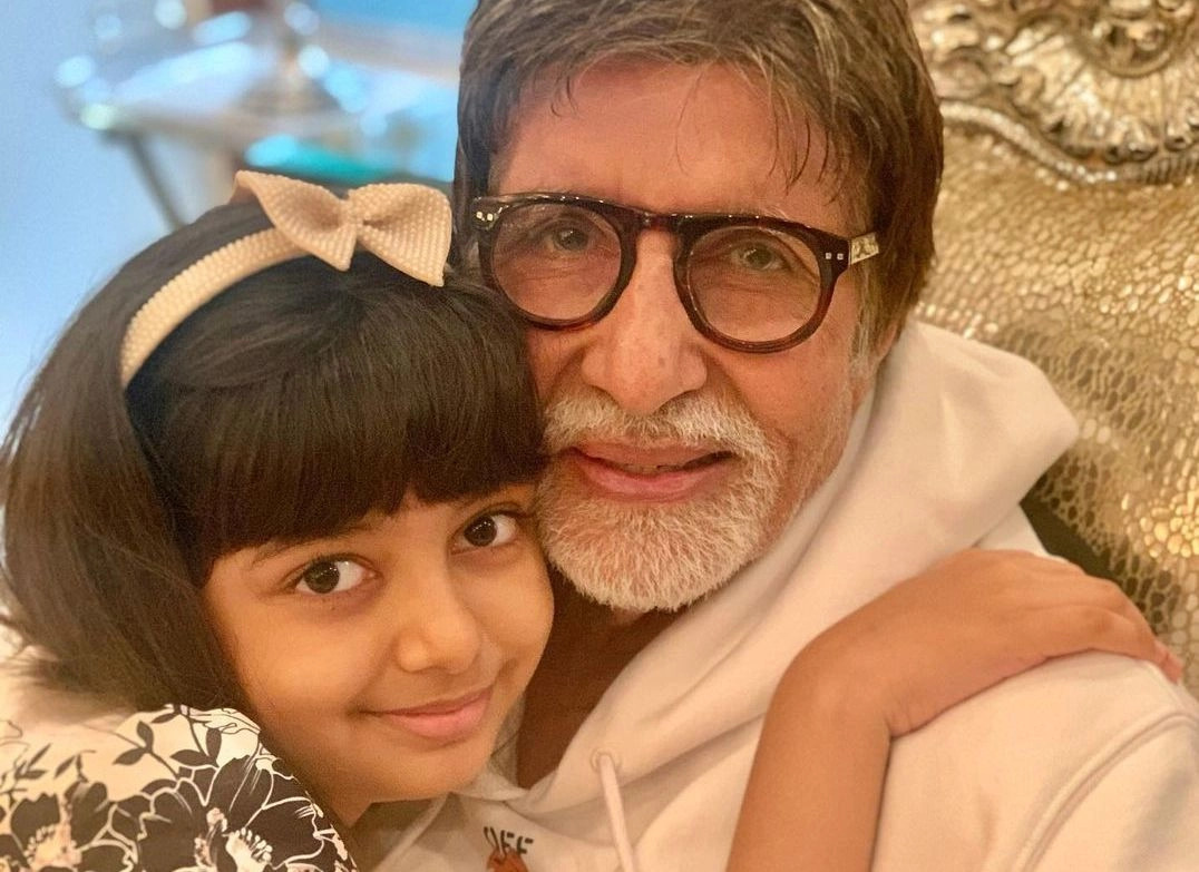 Aaradhya Bachchan's Bond With Amitabh Bachchan Captured In Pictures