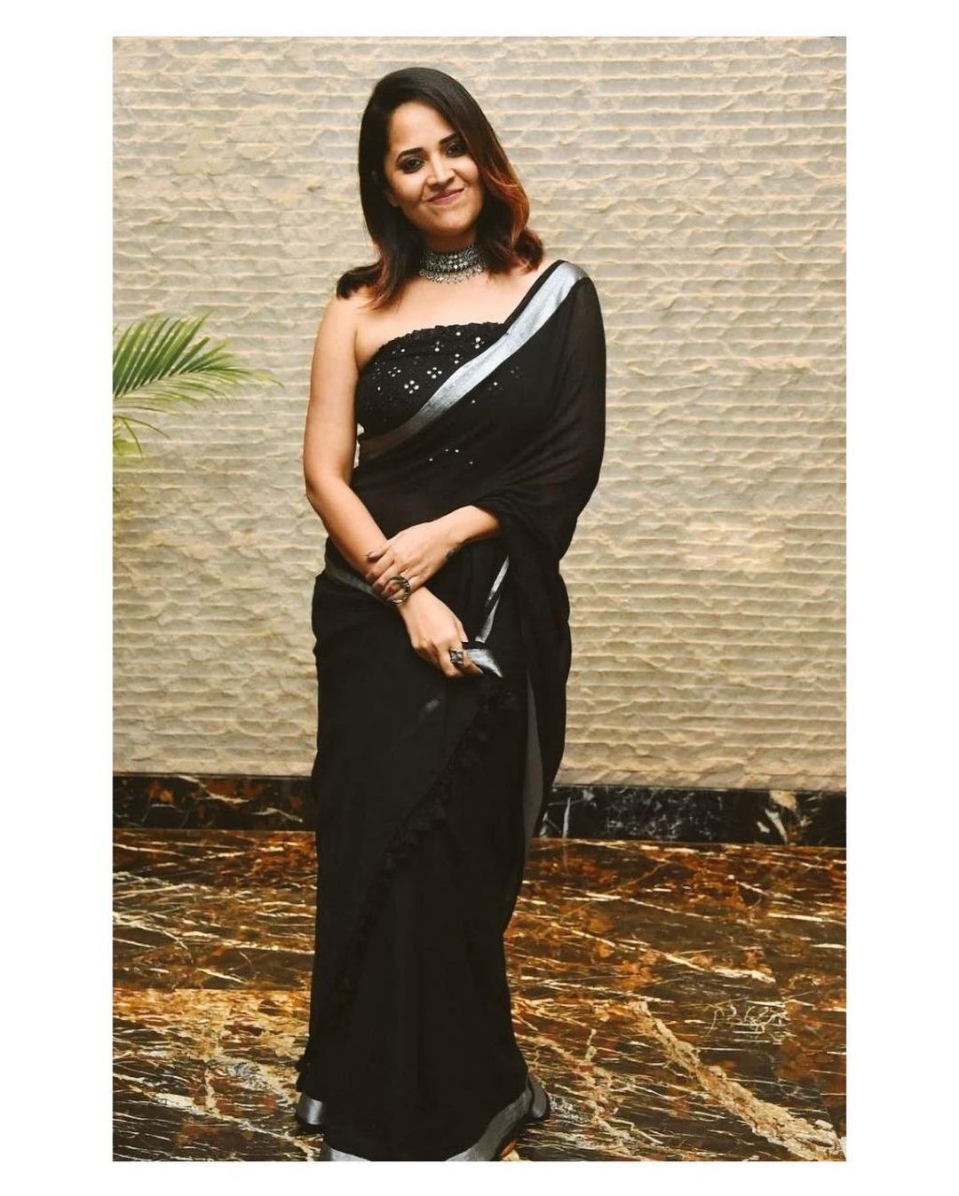 Anasuya Bharadwaj: కుటుంబంతో కలిసి అనసూయ ఎంజాయ్.. మీరెప్పుడూ చూడని పర్సనల్ ఫొటోలివే!