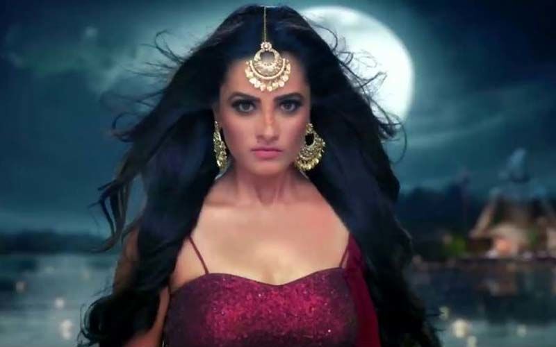 Mouni Roy, Surbhi Chandna To Surbhi Jyoti & Tejasswi Prakash Actresses Who Sizzle In Naagin Avatar