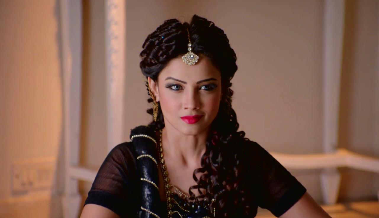 Mouni Roy, Surbhi Chandna To Surbhi Jyoti & Tejasswi Prakash Actresses Who Sizzle In Naagin Avatar