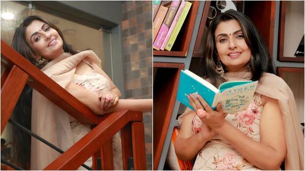 ഇന്നും അതേ ചെറുപ്പം; കവിതയുടെ ന്യൂ ലുക്ക് കാണാം