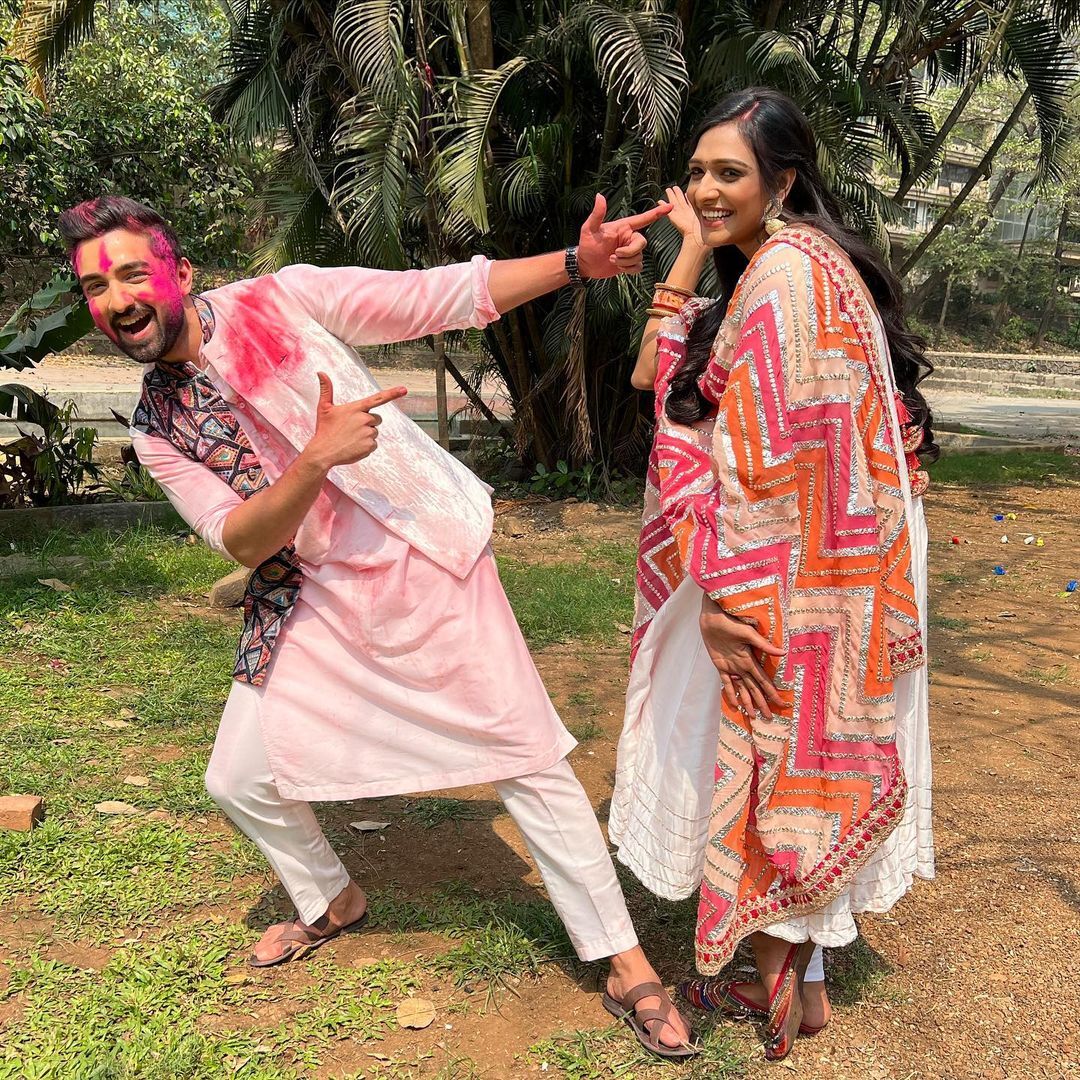 Holi 2022: Tejasswi-Karan, Kundali Bhagya's PreeRan, BALH's Ram-Priya, Umar Riaz & Others Gear Up For The Festival Of Colors