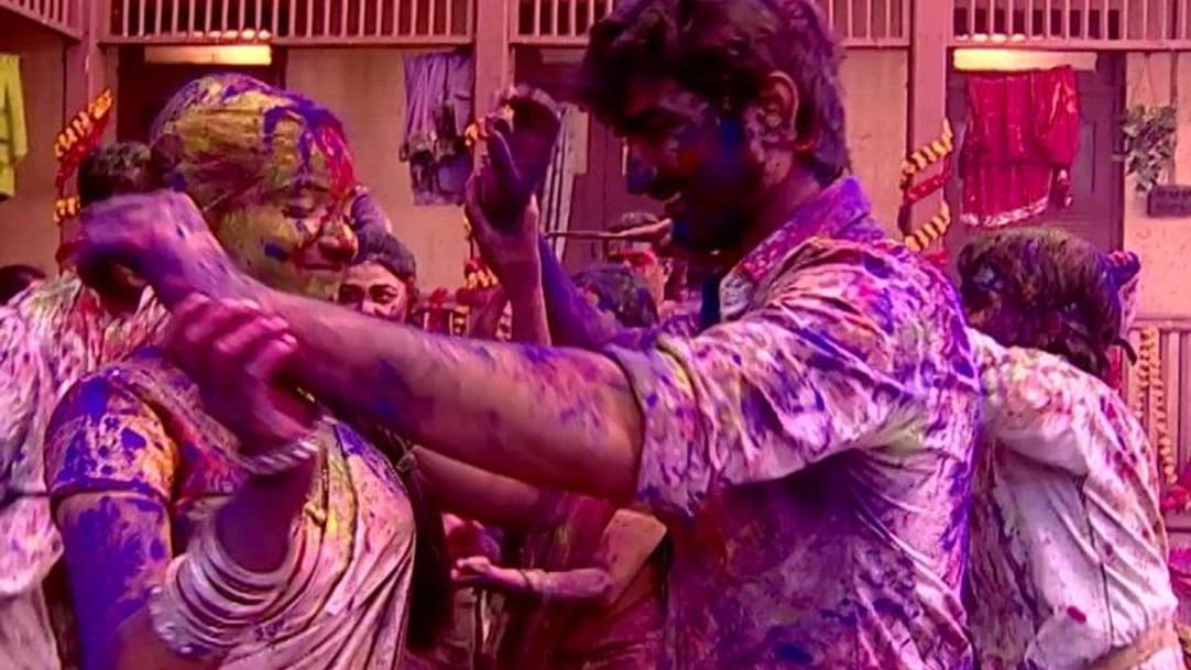 Holi Special! TV Jodis’ Hot Romance Amid The Celebration Of Festival Of Colours