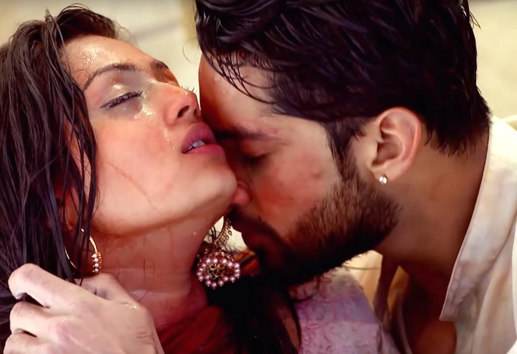 Holi Special! TV Jodis’ Hot Romance Amid The Celebration Of Festival Of Colours