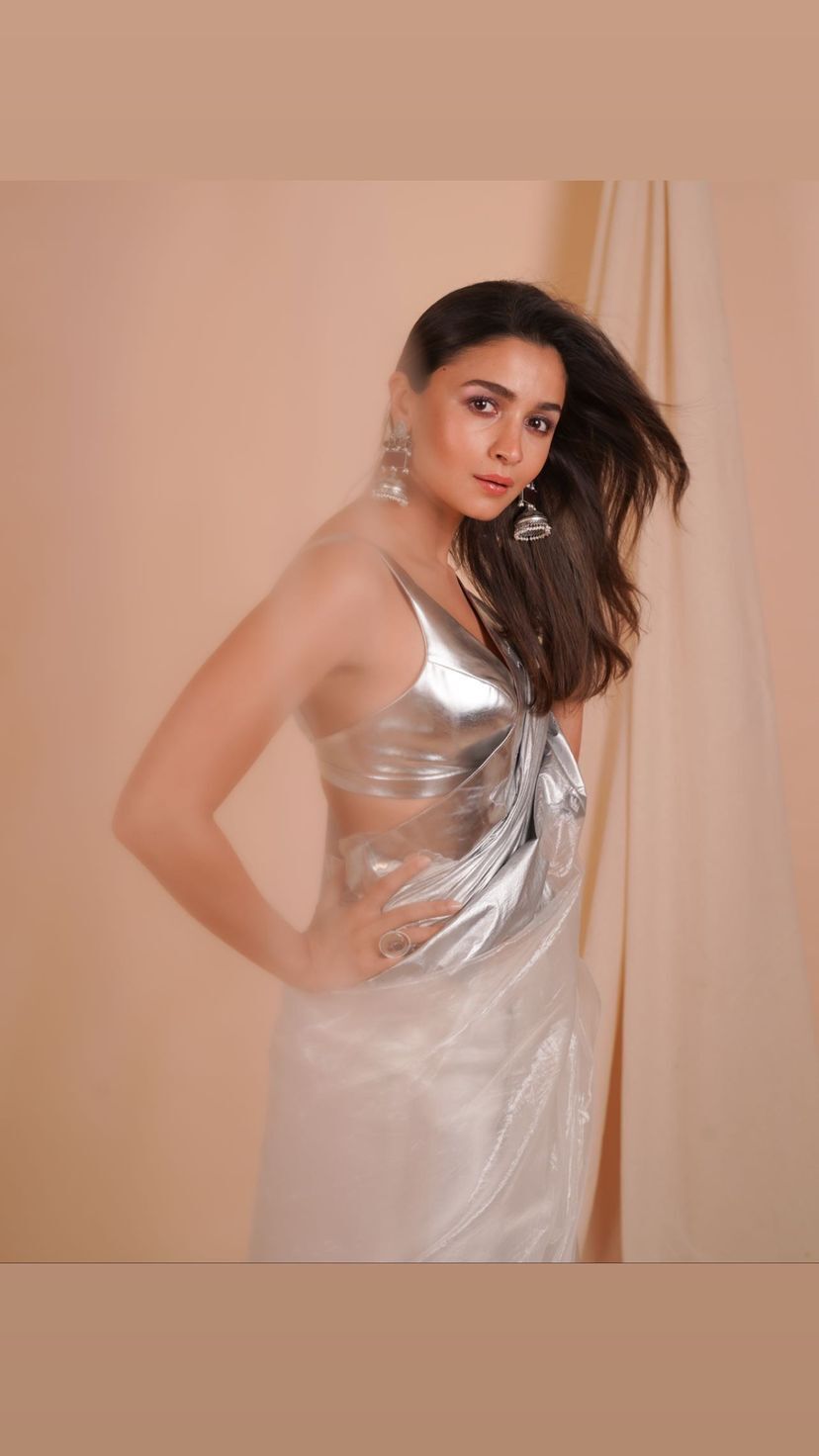 ITA Awards 2022 Pictures: Alia Bhatt Gets Trolled Over Her Unique Saree As She Channels Gangubai