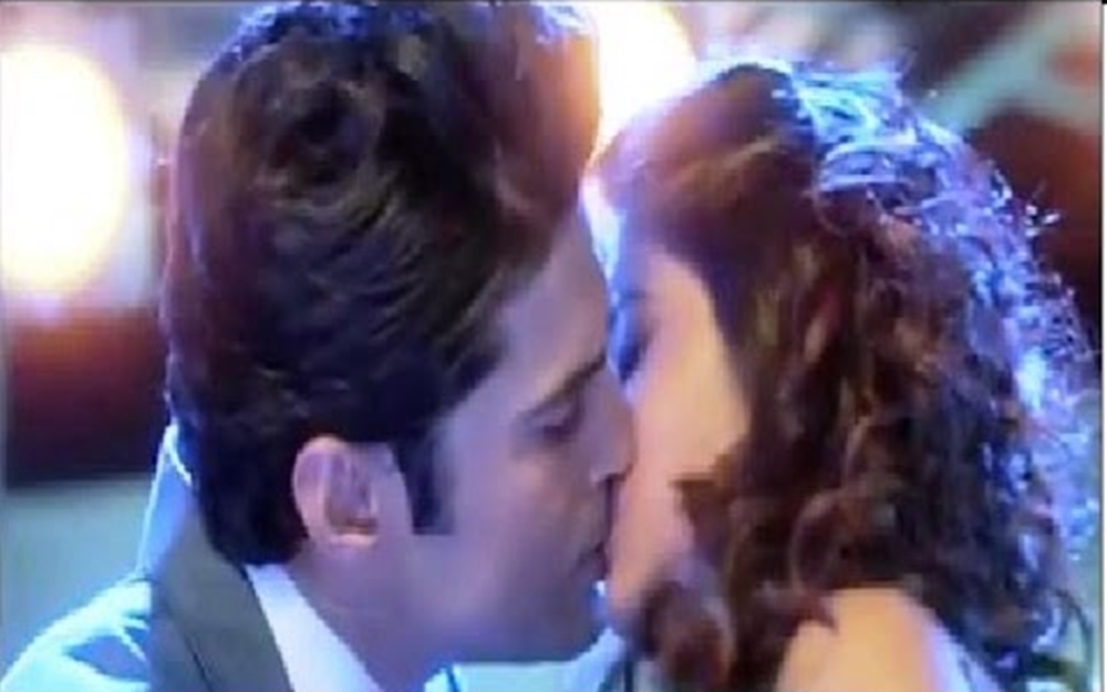 Karan Kundrra-Saanvi Talwar To Parth Samthaan-Niti Taylor; Have A Look At Hot Kisses On Indian TV Shows