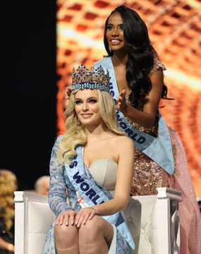 Karolina Bielawska Was Crowned Miss World 2021