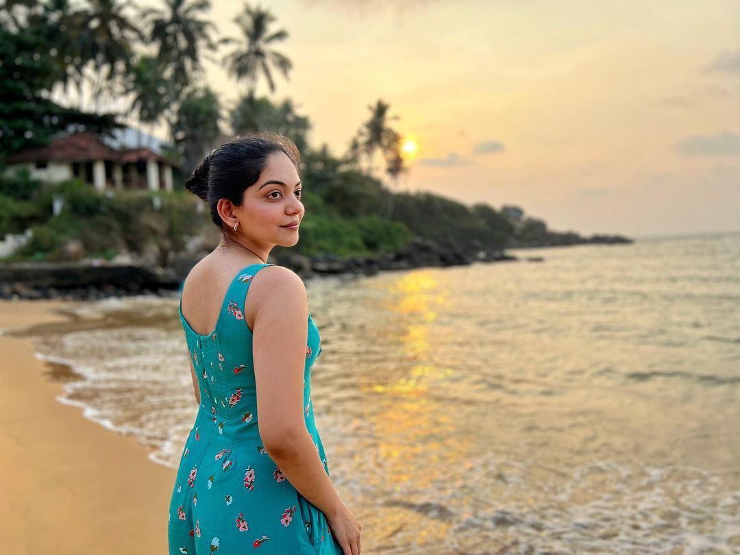 എന്തൊരു മാറ്റമാണ്, നടി അഹാന കൃഷ്ണയുടെ ഗ്ലാമറസ് ഫോട്ടോഷൂട്ടിലെ ചിത്രങ്ങളിതാ