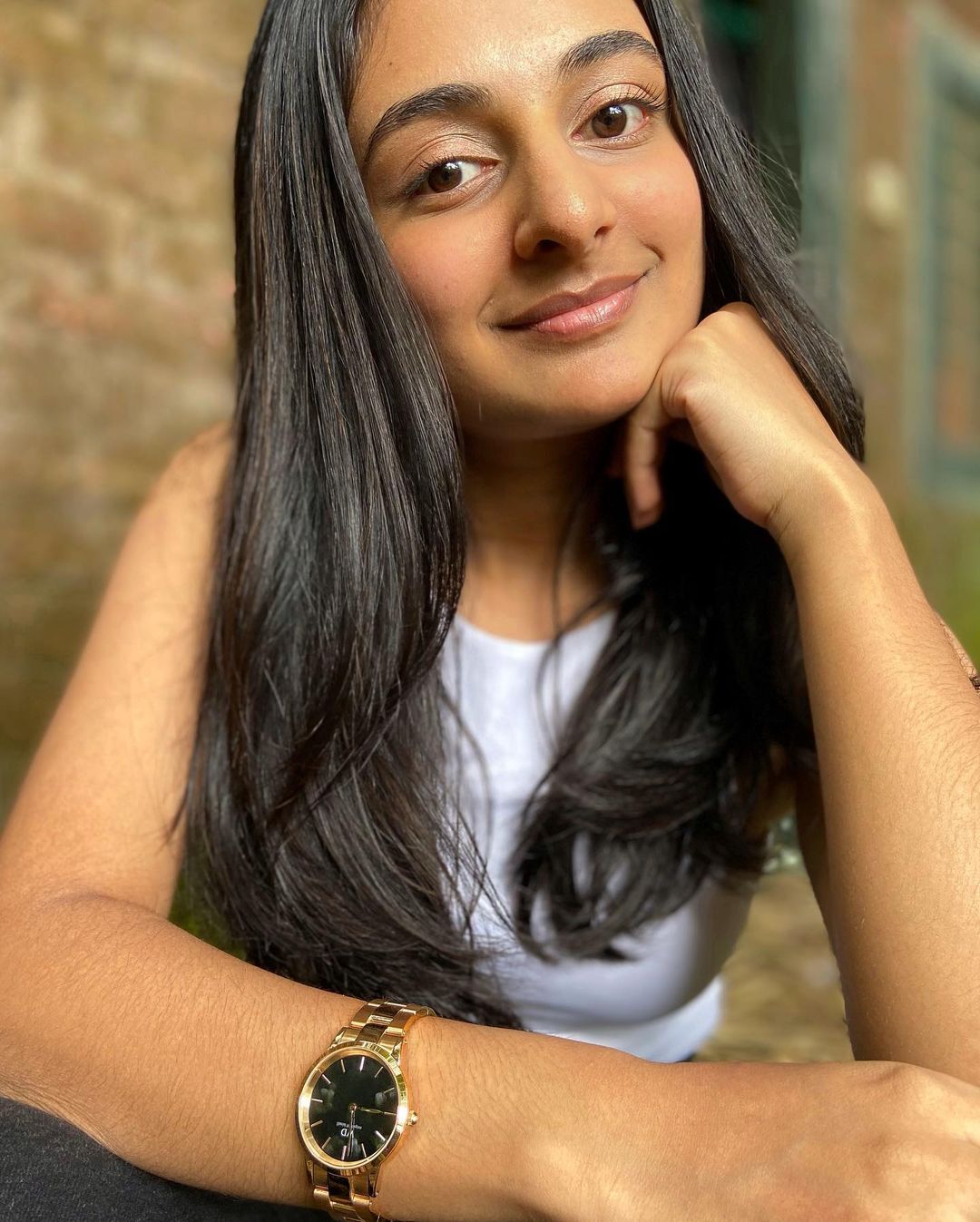 பாபநாசம் பாப்பா எஸ்தர் அனில்...கவர்ச்சியில் ஹீரோயினை மிஞ்சி விட்டாரே !