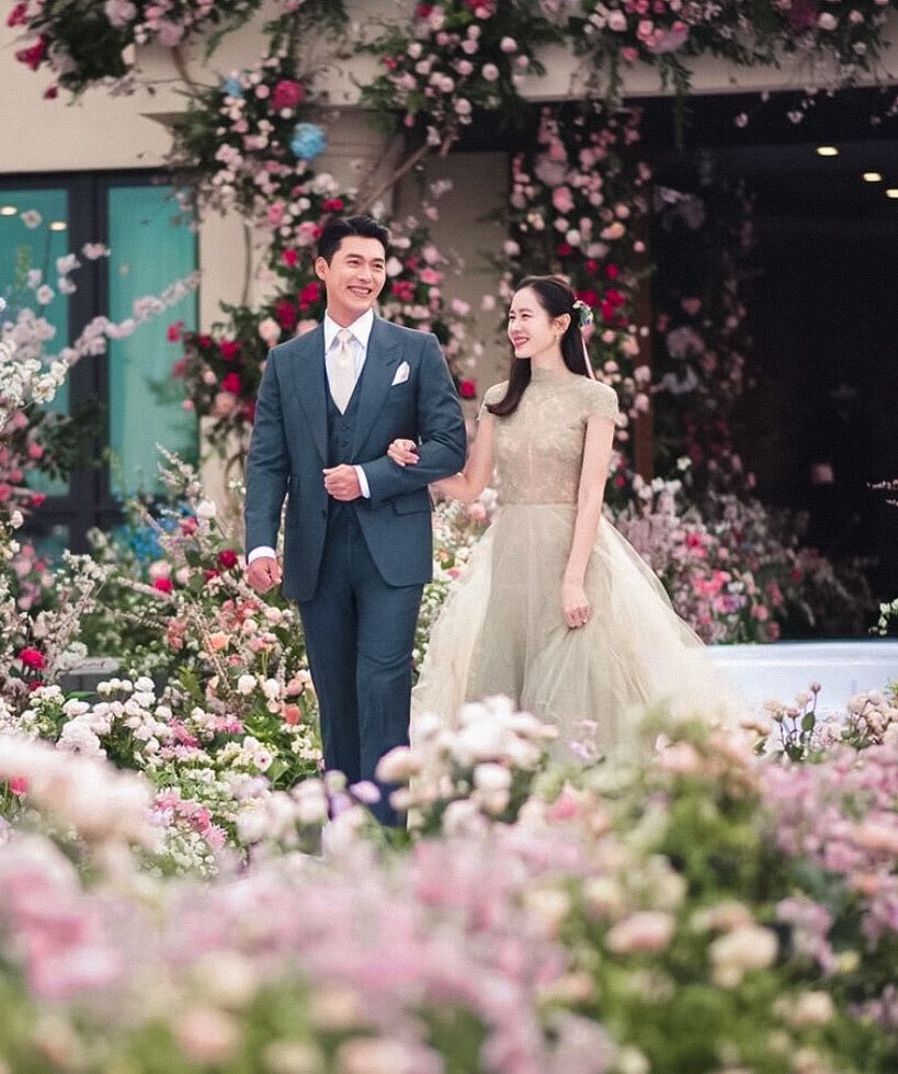 Hyun Bin And Son Ye Jin Share New Photos From Wedding Ceremony