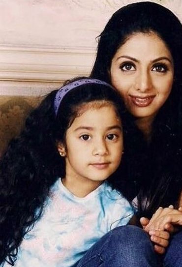 Janhvi Kapoor's Childhood Pictures With Sridevi That Are Totally Unmissable