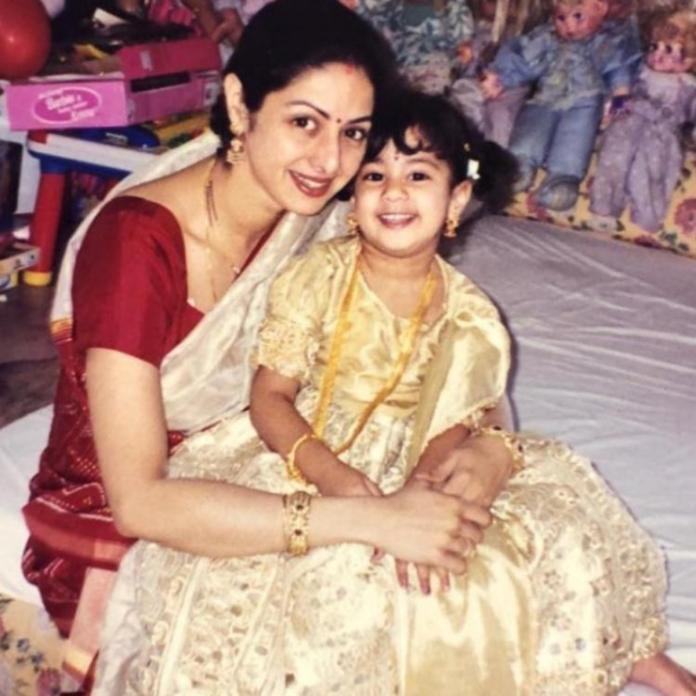 Janhvi Kapoor's Childhood Pictures With Sridevi That Are Totally Unmissable
