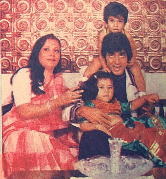Jeetendra's Rare Pictures Which Will Give You Major Nostalgia Bytes