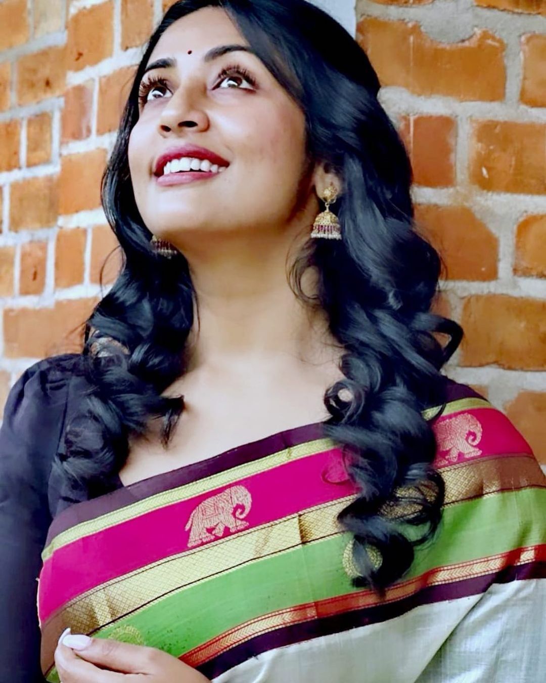 നവ്യയുടെ ഫിറ്റ്‌നസിന്റെ രഹസ്യം ഇതാണോ; ചിത്രം നോക്കൂ