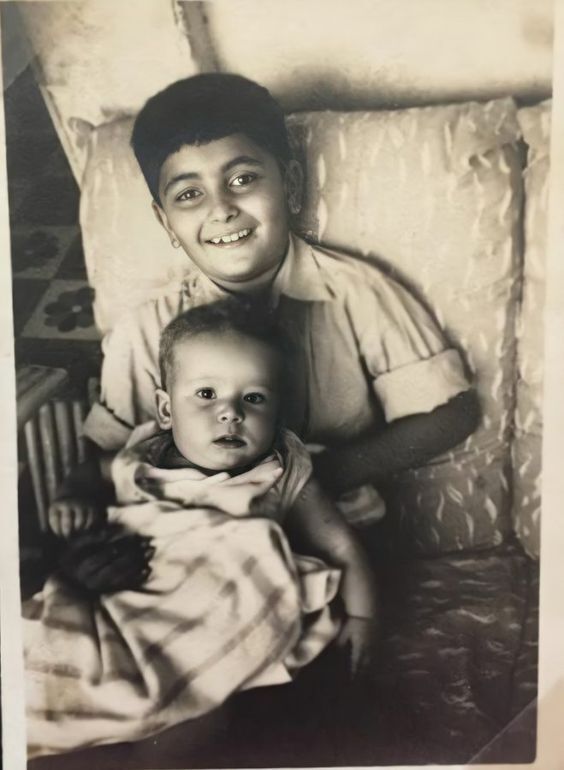 Remembering Rishi Kapoor: His Pictures Which Will Make You Nostalgic