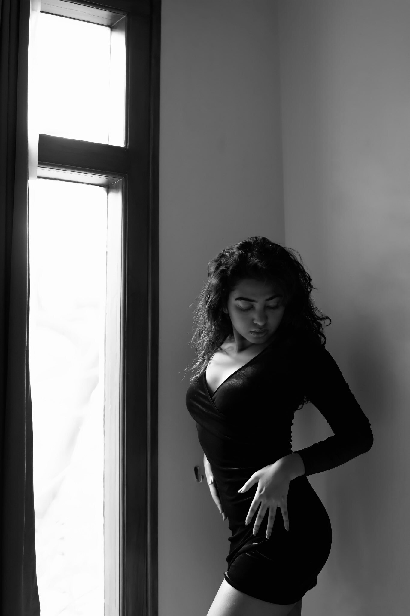 Shivathmika Rajashekar : బర్త్ డే హాట్ ట్రీట్.. పొట్టి బట్టల్లో ఘాటెక్కిస్తున్న శివాత్మిక 