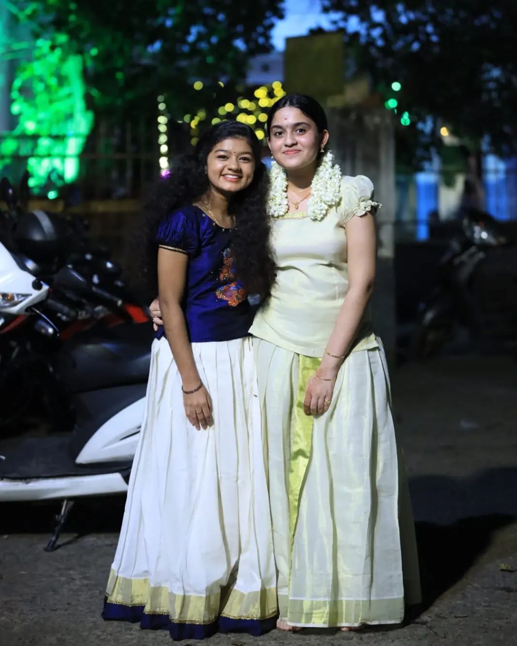 ബാലതാരമായിട്ടെത്തിയ സുന്ദരി, പട്ടു പാവാടയിൽ നടി ഗൌരി പ്രകാശ്