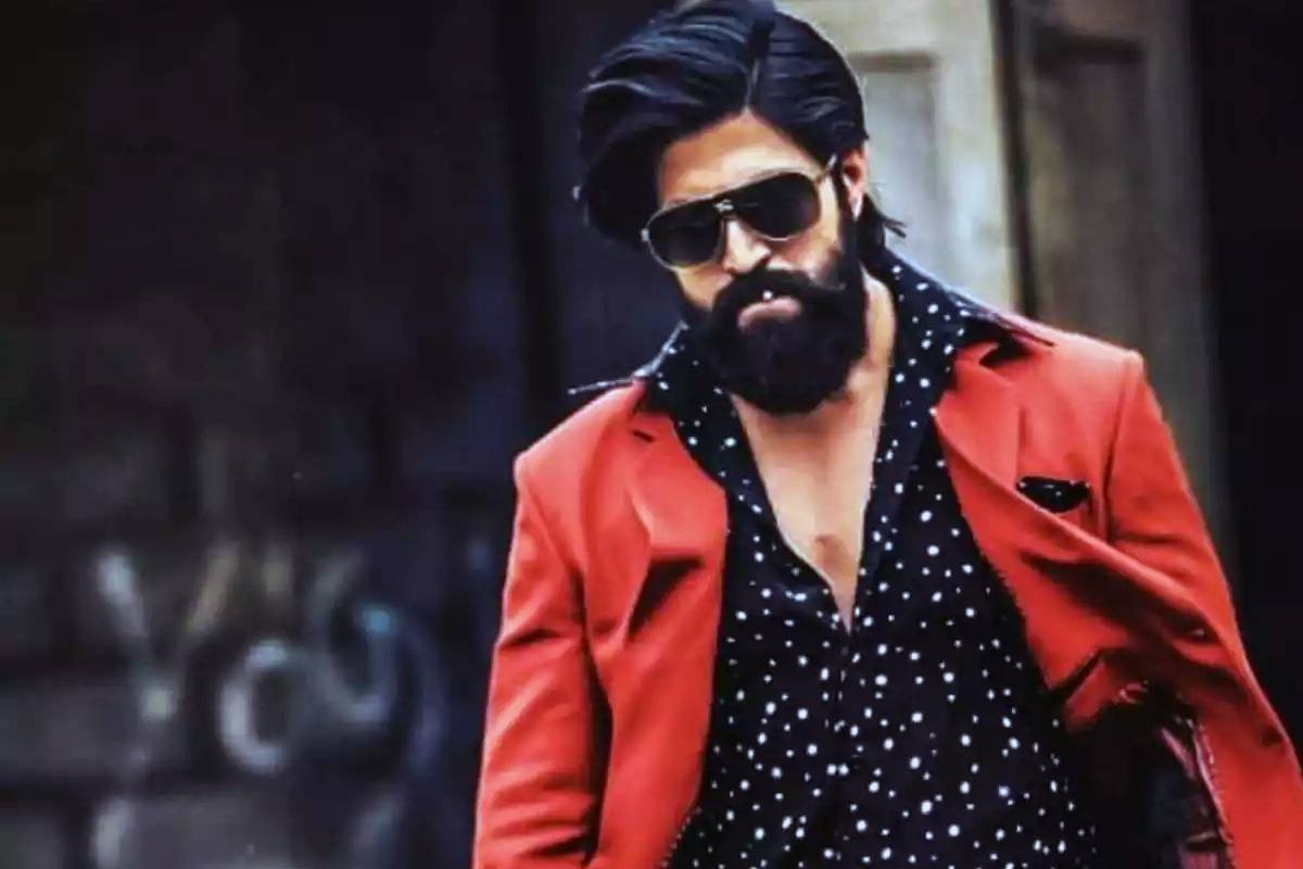 Yash To Prashanth Neel, Here's How Much The KGF 2 Team Members Charged!