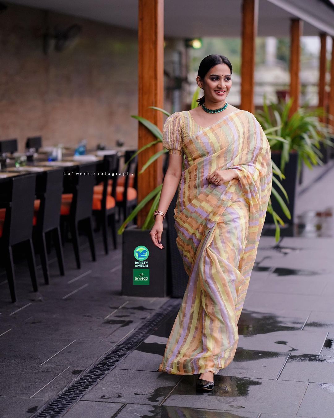 സാരിയിൽ അതീവ സുന്ദരിയായി അതിഥി രവി, പുത്തൻ ചിത്രങ്ങൾ കാണാം | Actress ...