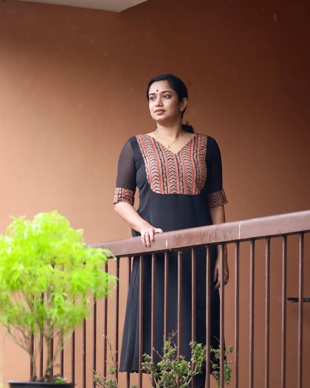 വെള്ളയില്‍ സുന്ദരിയായി ഗൗരി കൃഷ്ണ, ചിത്രം വൈറലാവുന്നു