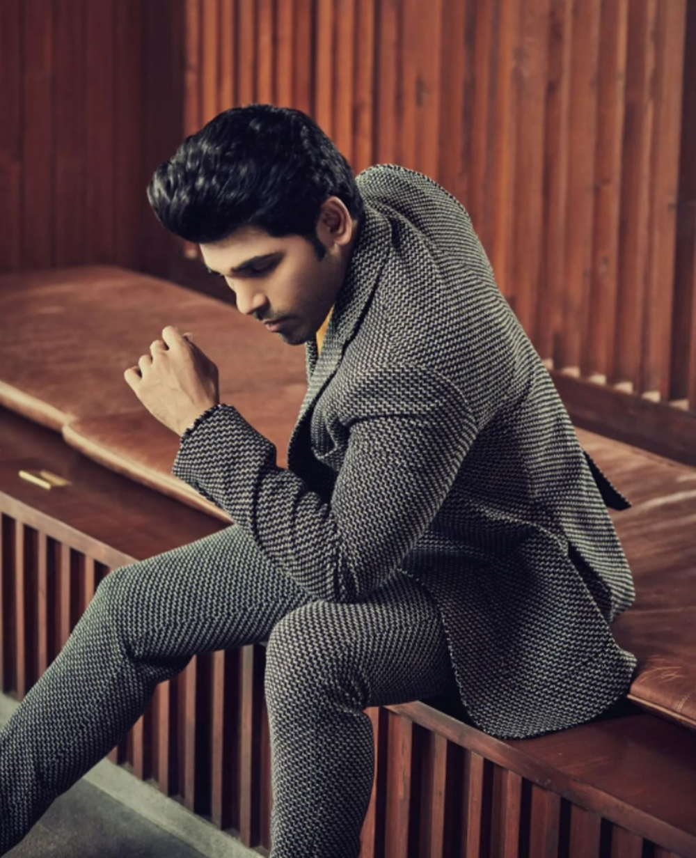 Allu Sirish Birthday Special! 5 Pics Of Handsome Hunk That Will Make Any Girl Go Weak On Her Knees
