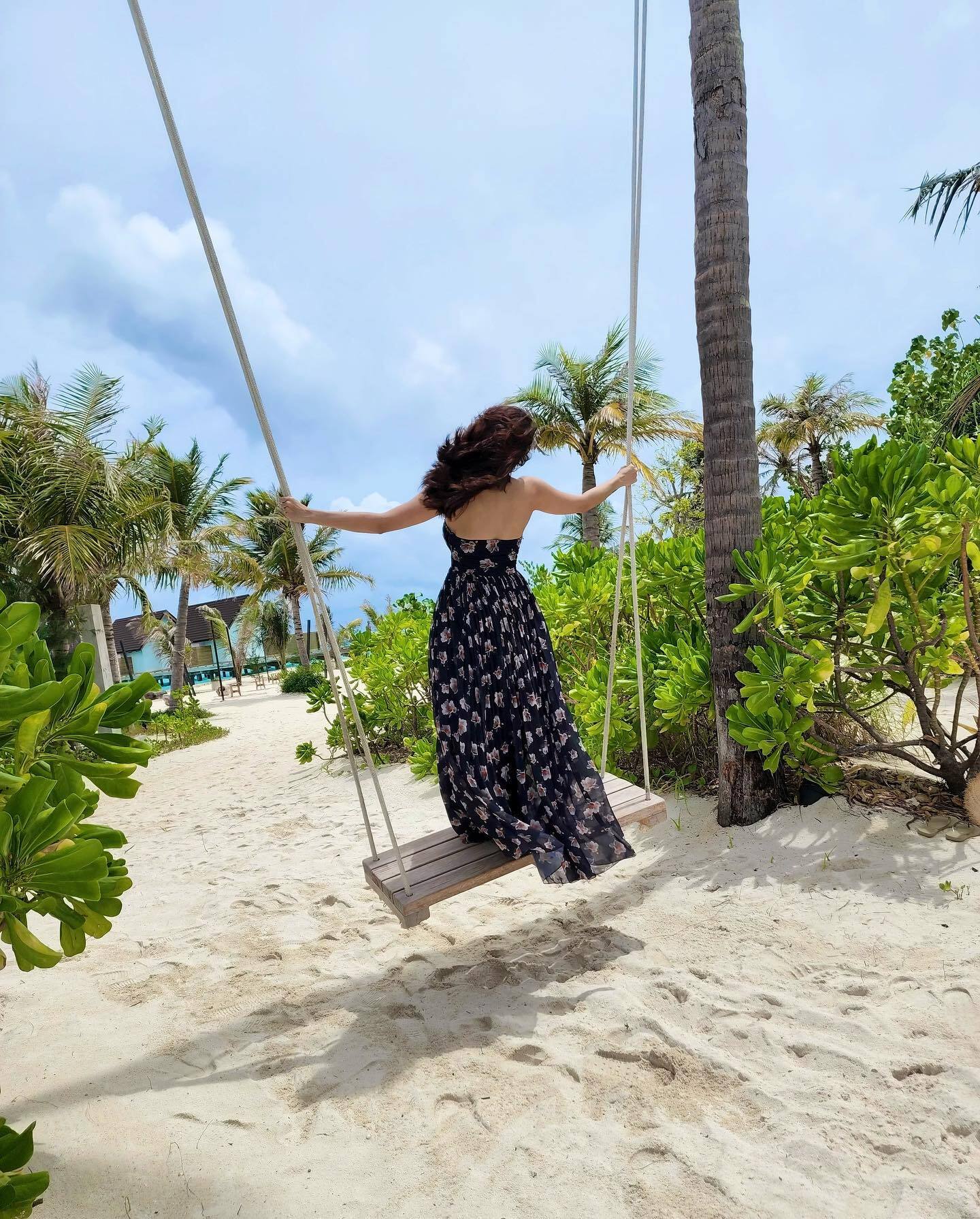 Daisy Shah Latest Beach Side Photos