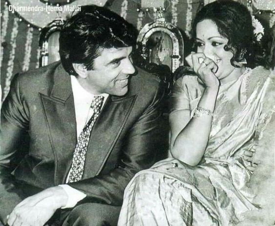 Dharmendra-Hema Malini's Wedding Anniversary: These Photos Scream That They Are A Match Made In Heaven