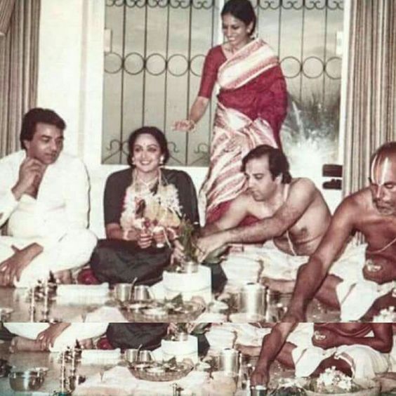Dharmendra-Hema Malini's Wedding Anniversary: These Photos Scream That They Are A Match Made In Heaven