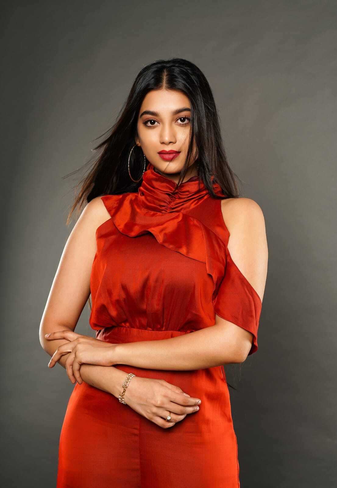 Digangana Suryavanshi Is The Hottest Without Even Trying! These Pictures Are Proof