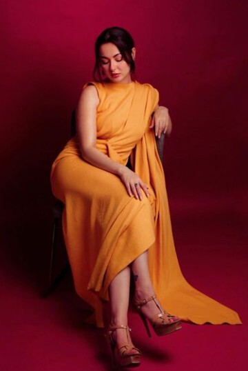 Mere Humsafar Actress Hania Aamir's Alluring Pictures That Will Be Etched In Your Hearts