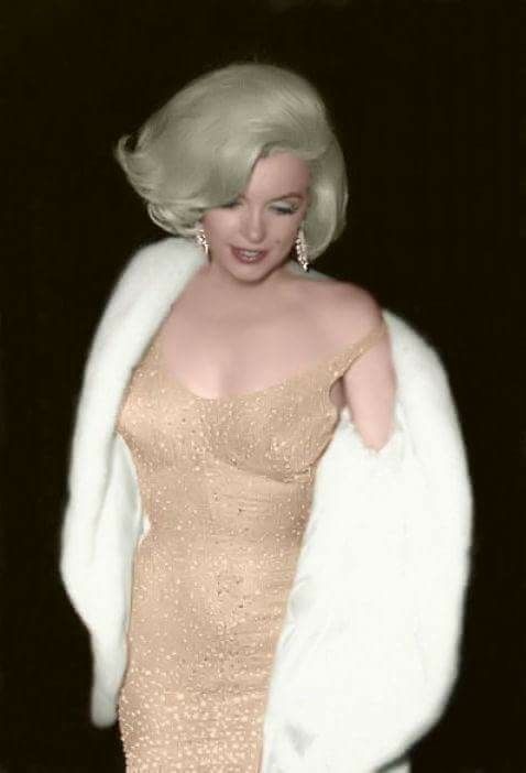 Original Pictures Of Marilyn Monroe In Iconic 