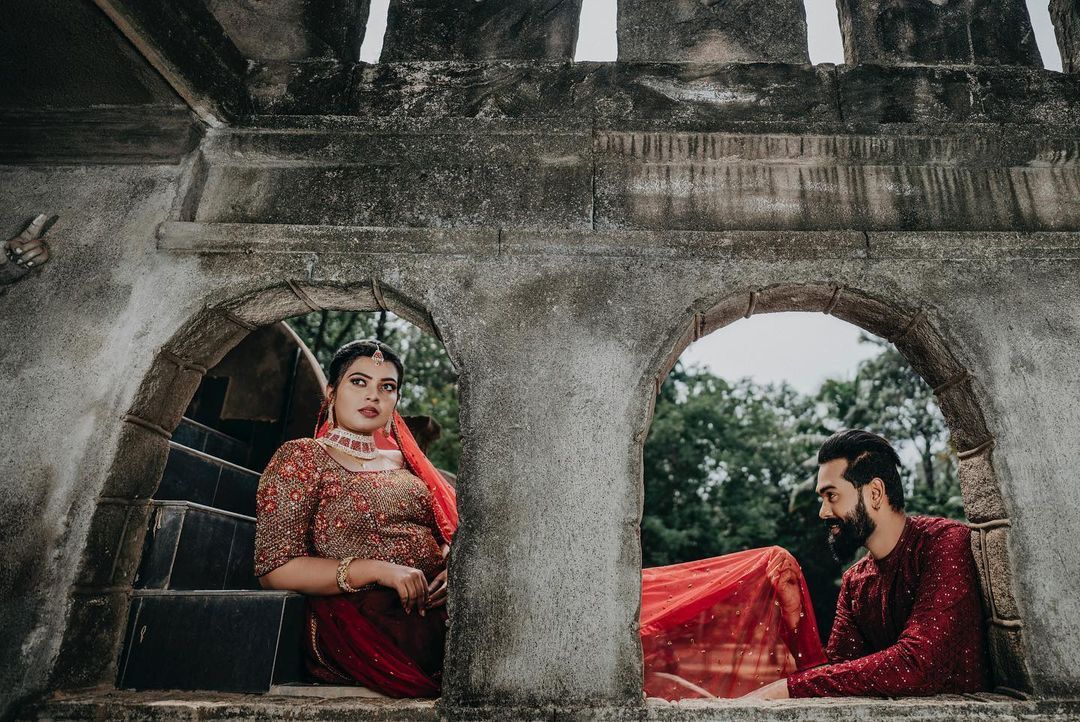 'പ്രണയിക്കുകയായിരുന്നു നാം....'; ലിപ് ലോക്ക് ചെയ്ത് മൃദുലയും യുവയും, ചിത്രങ്ങൾ വൈറൽ