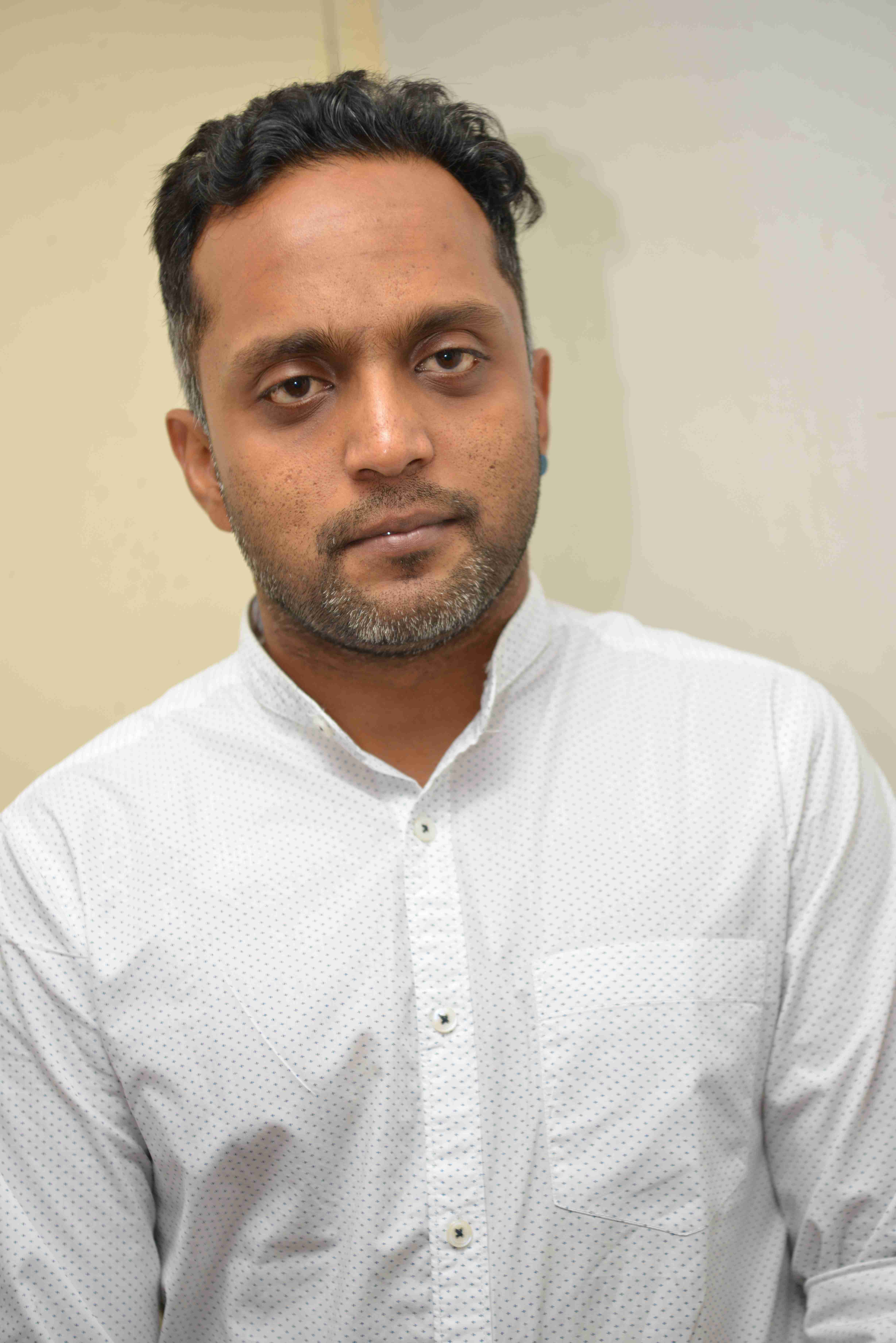 Sakhutumbha Sameta Film Press Meet - Filmibeat