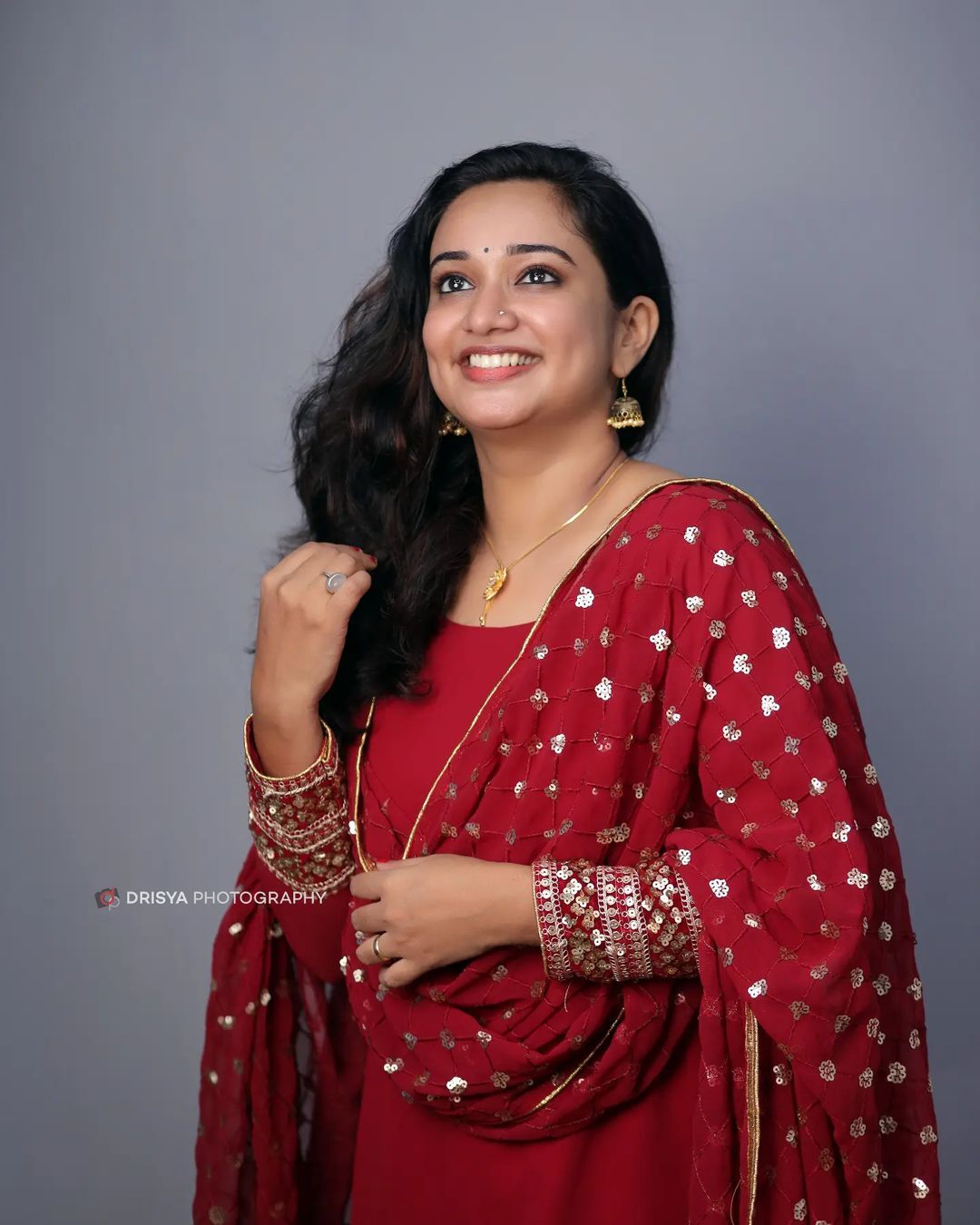 സീരിയൽ പ്രേക്ഷകരുടെ പ്രിയങ്കരി, നടി ഗൗരി കൃഷ്ണയുടെ കിടിലൻ ചിത്രങ്ങൾ കാണാം