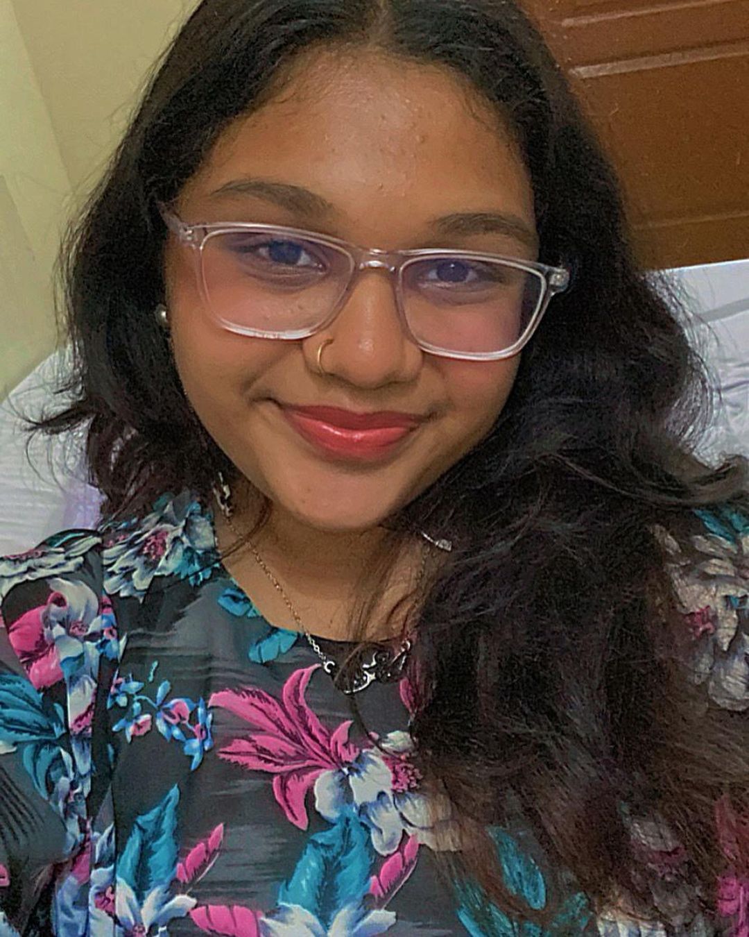 பாப் கட்டிங்.. கோட் சூட் உடை.. ஆளே அடையாளம் தெரியாமல் மாறிய வனிதா விஜயகுமார்!