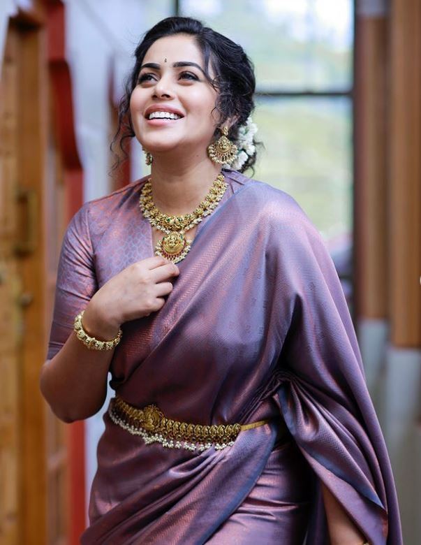 Poorna with Shanid Asif Ali: కాబోయే భర్తతో పూర్ణ అన్‌సీన్ ఫొటోలు.. వీళ్లిద్దరూ అక్కడే కలిశారట