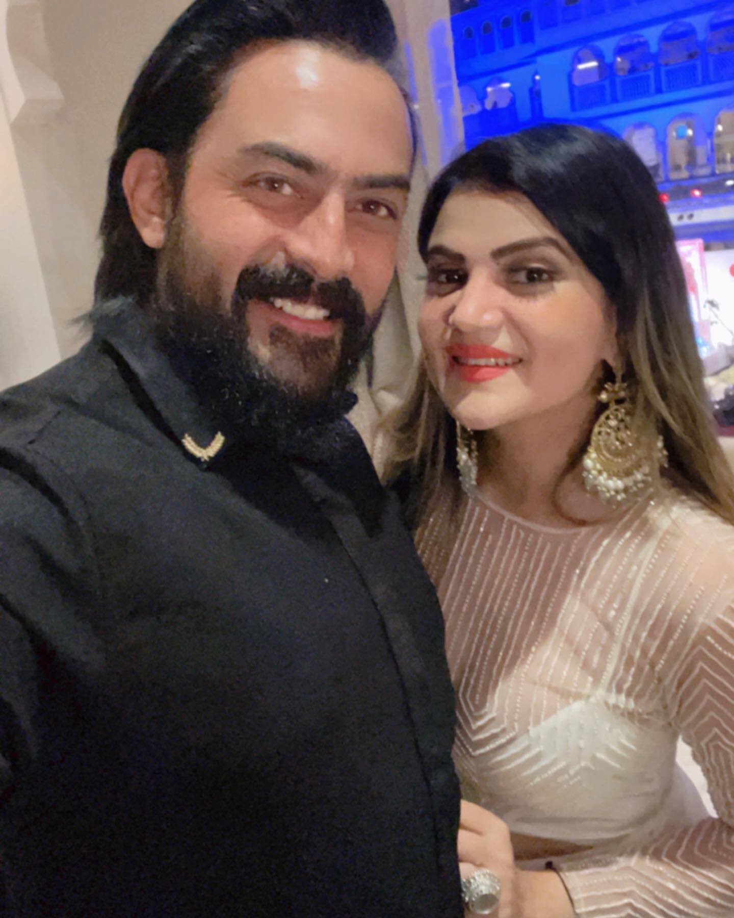 Karthik Jayaram With Rumour Girl Friend Aparnna Samanta