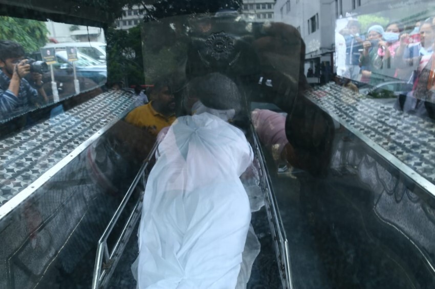 KK Body is shifted from CMRI hospital to SSKM hospital for Postmortem