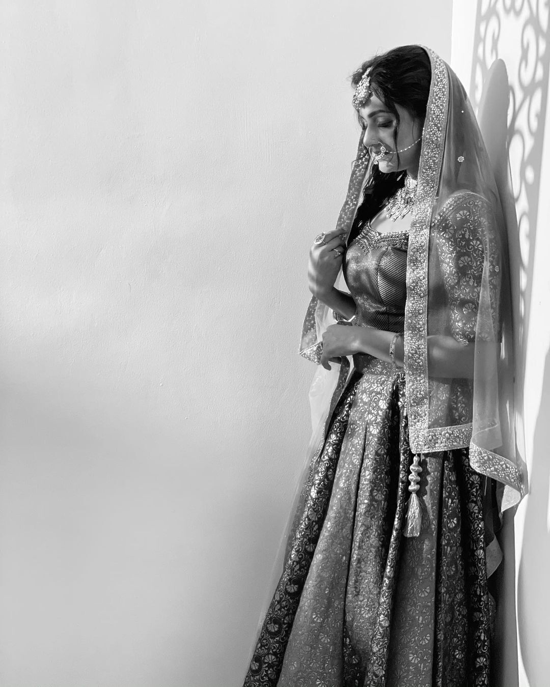 ഗ്ലാമറസ് ഡാൻസുമായി ദിവ്യ... വീഡിയോ ഏറ്റെടുത്ത് സോഷ്യൽ മീഡിയ