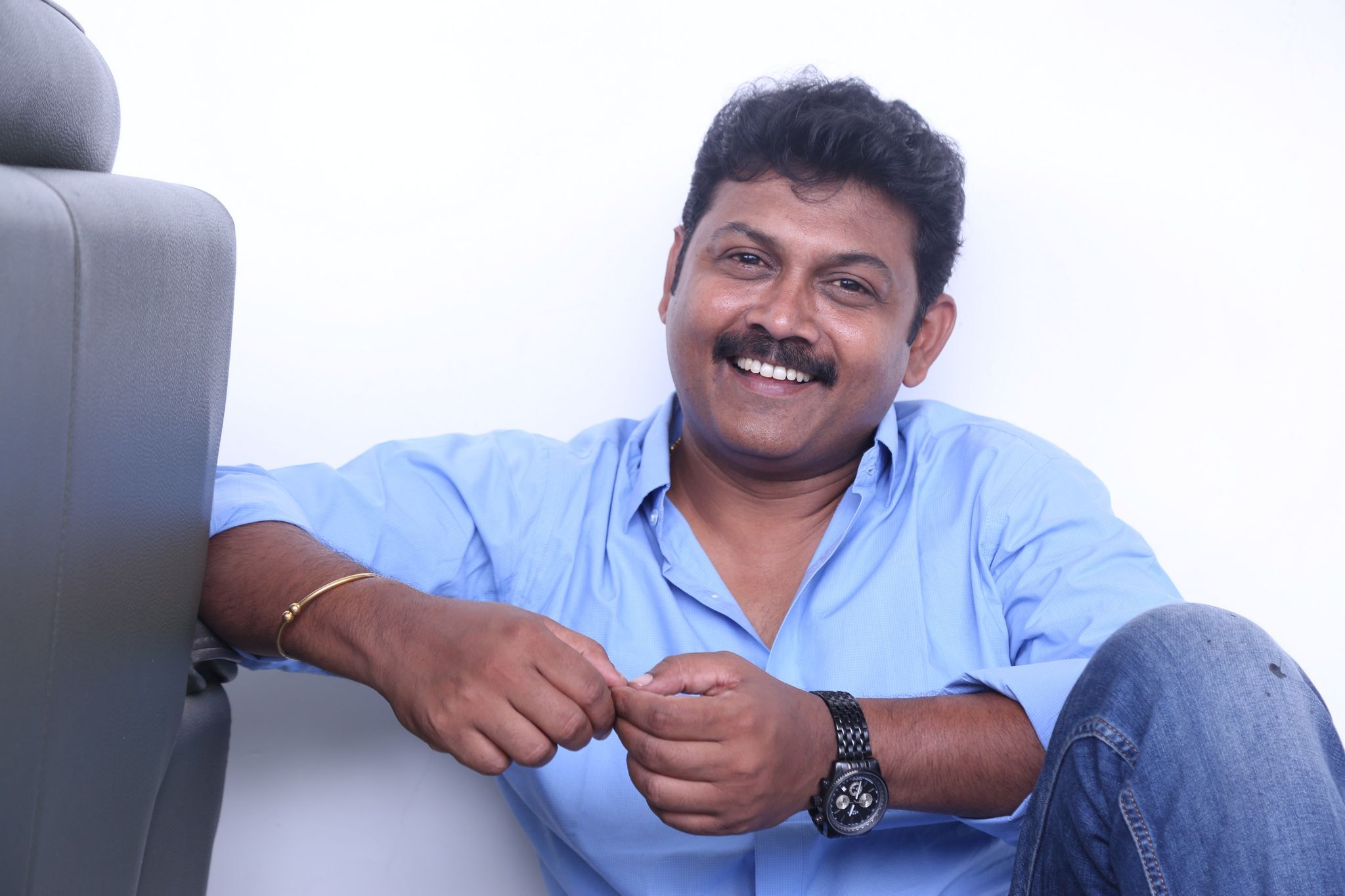 Praveen Photos Find Latest HD Images, Pictures, Stills & Pics Filmibeat