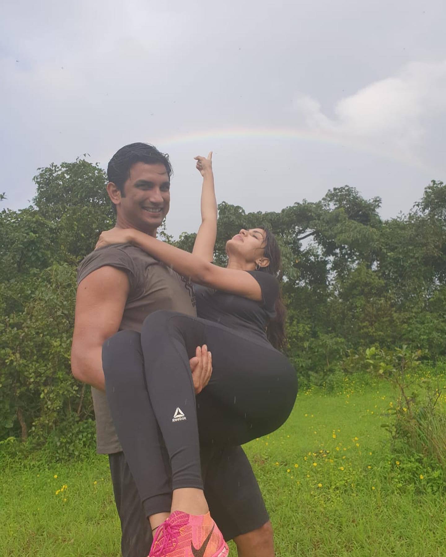 Rhea Chakraborty Shares Unseen Pictures With Sushant Singh Rajput