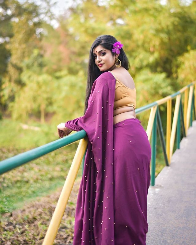 Instagram Sensational Beauty Chandrika Deysai viral