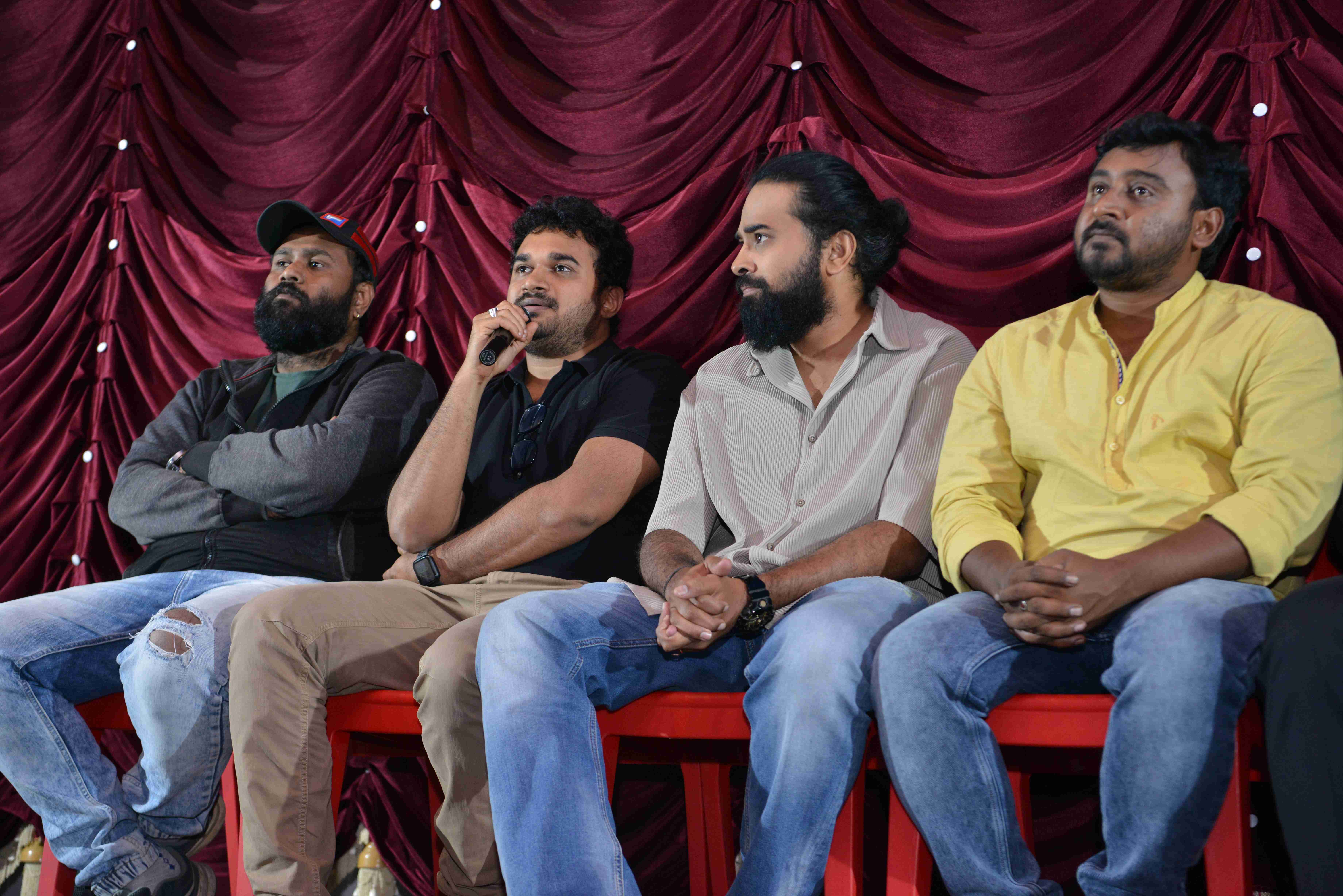 Karmanye Vadhikaraste Film Press Meet