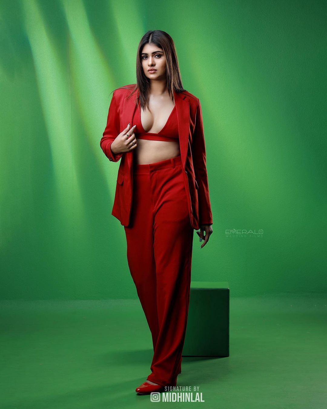 മിനി സ്ക്രീൻ സുന്ദരി തന്നെയാണോ ഇത്?? ആരാധകരെ ഞെട്ടിച്ചു കുടുംബവിളക്ക് താരം അശ്വതി