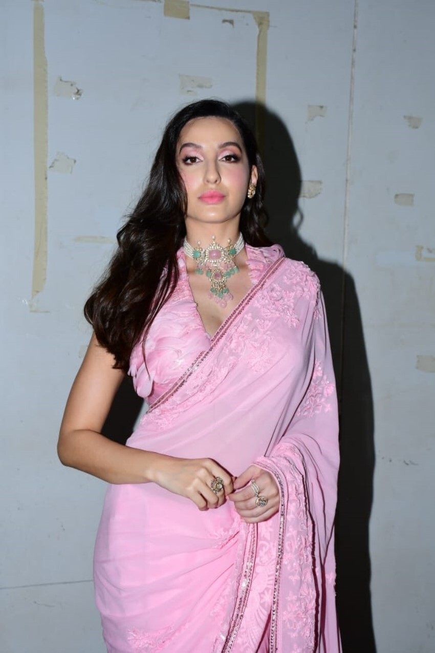 Neetu Singh, Nora Fatehi and Karan Kundrra snapped on the sets of Dance Deewane Juniors