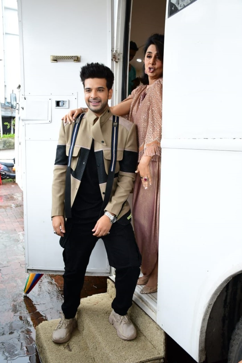 Neetu Singh, Nora Fatehi and Karan Kundrra snapped on the sets of Dance Deewane Juniors