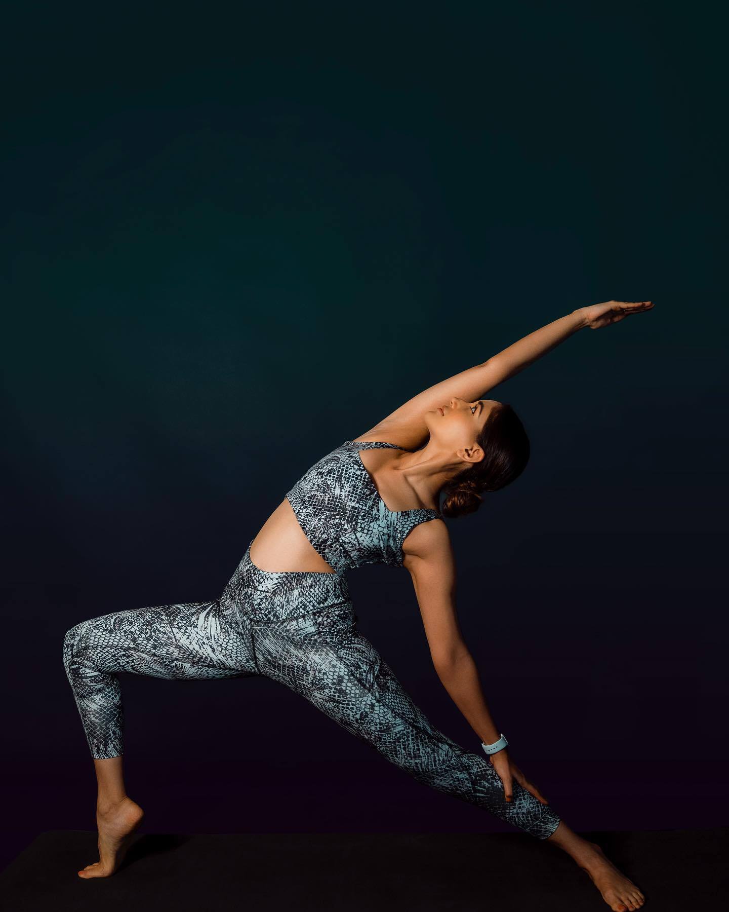 Nikita Dutta Latest Yoga Poses Viral On Internet